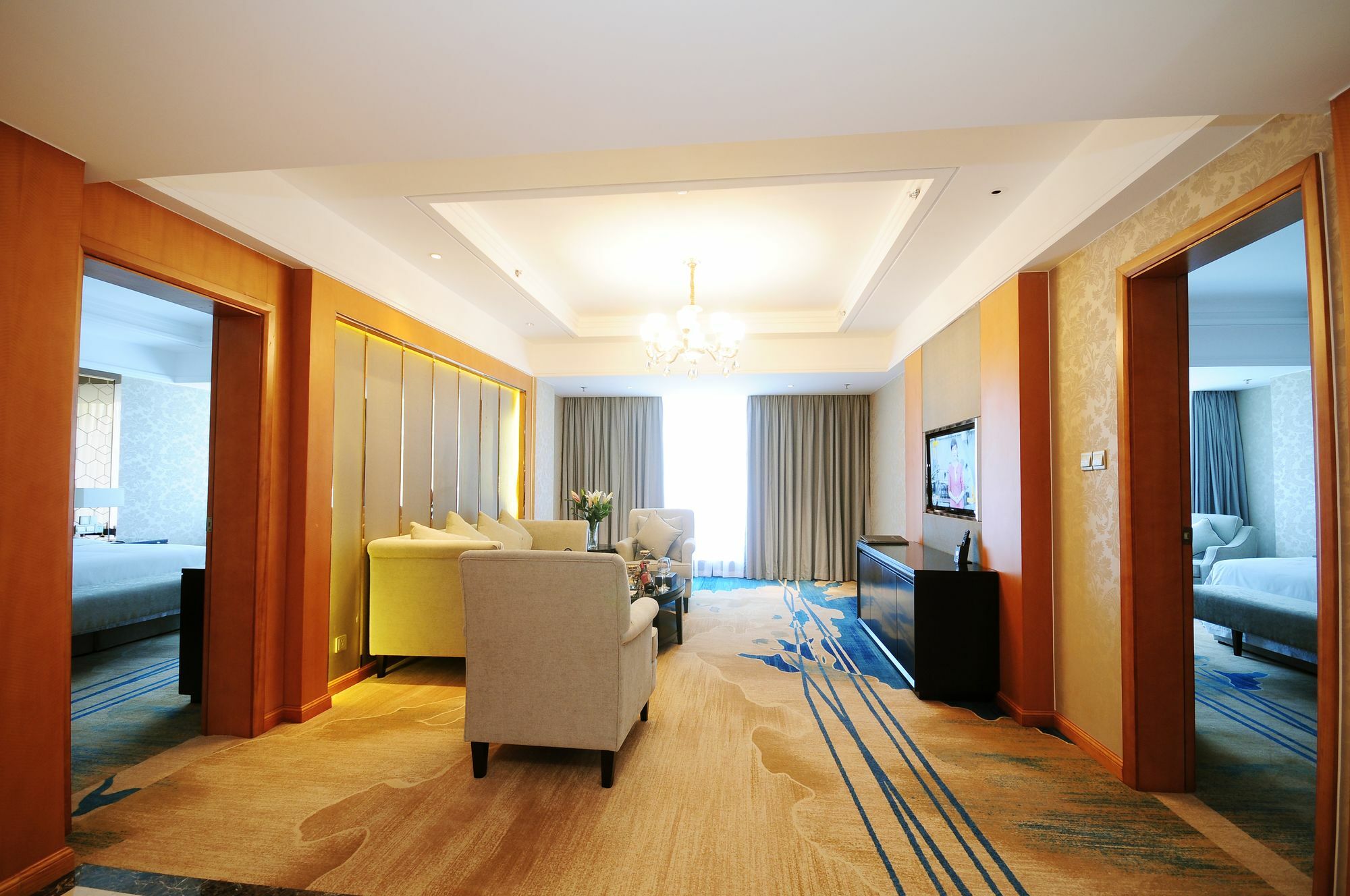 Airport Jianguo Hotel Chengdu Exterior photo